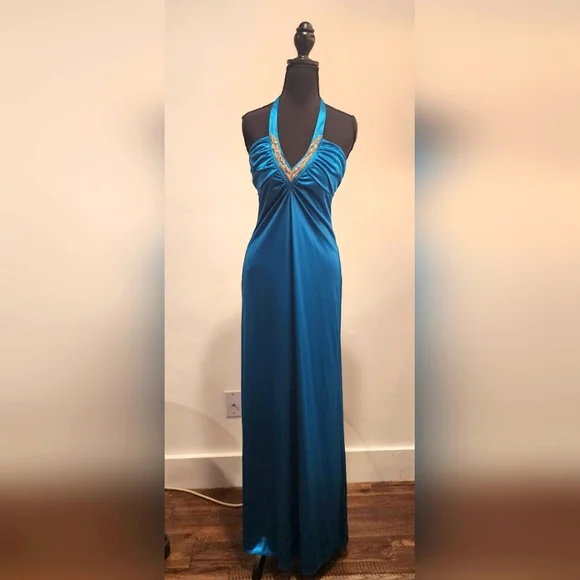 City Triangles | Dresses | City Triangles Teal Dress | Poshmark